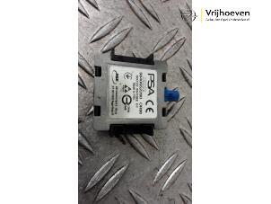 Gebruikte GPS Antenne Opel Mokka Mokka-e, Electric 50 kWh Prijs € 25,00 Margeregeling aangeboden door Autodemontage Vrijhoeven B.V.