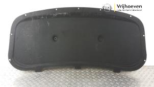 Używane Wygluszenie pokrywy silnika Opel Astra J Sports Tourer (PD8/PE8/PF8) 2.0 CDTI 16V 165 Cena € 100,00 Procedura marży oferowane przez Autodemontage Vrijhoeven B.V.