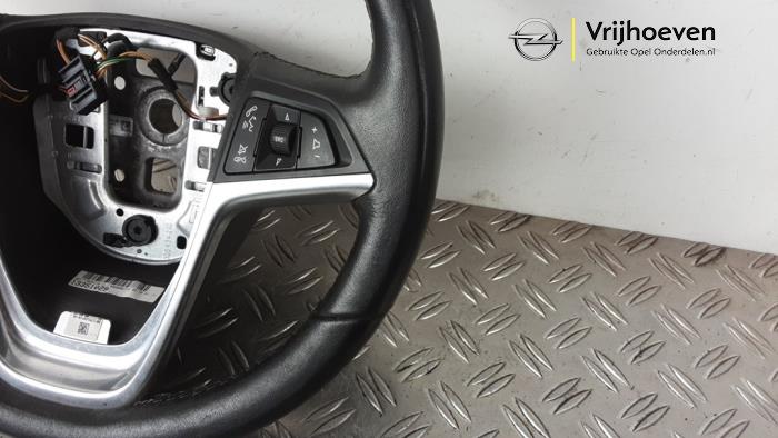 Ratt från en Opel Astra J Sports Tourer (PD8/PE8/PF8) 2.0 CDTI 16V 165 2015