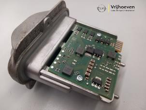 Begagnade LED-lampa Opel Astra K 1.5 CDTi 122 12V Pris € 90,00 Marginaltabell erbjuds av Autodemontage Vrijhoeven B.V.