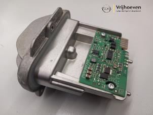 Begagnade LED-lampa Opel Astra K 1.5 CDTi 122 12V Pris € 90,00 Marginaltabell erbjuds av Autodemontage Vrijhoeven B.V.