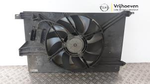 Begagnade Kylfläktshus Opel Signum (F48) 2.2 direct 16V Pris € 50,00 Marginaltabell erbjuds av Autodemontage Vrijhoeven B.V.