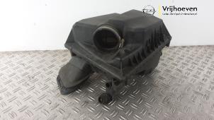 Begagnade Luftfilterhus Opel Zafira Tourer (P12) 2.0 CDTI 16V 130 Ecotec Pris € 30,00 Marginaltabell erbjuds av Autodemontage Vrijhoeven B.V.