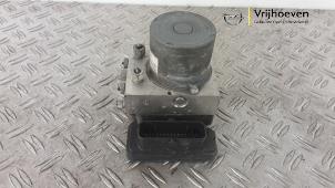 Gebruikte ABS Pomp Opel Astra K 1.0 Turbo 12V Prijs € 150,00 Margeregeling aangeboden door Autodemontage Vrijhoeven B.V.