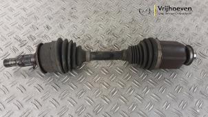 Begagnade Drivaxel, vänster fram Opel Ampera 1.4 16V Pris € 200,00 Marginaltabell erbjuds av Autodemontage Vrijhoeven B.V.