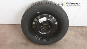 Usados Rueda de repuesto Opel Meriva 1.6 16V Precio € 50,00 Norma de margen ofrecido por Autodemontage Vrijhoeven B.V.