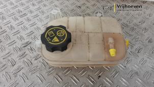 Gebruikte Expansievat Opel Mokka X 1.4 Turbo 16V Prijs € 30,00 Margeregeling aangeboden door Autodemontage Vrijhoeven B.V.