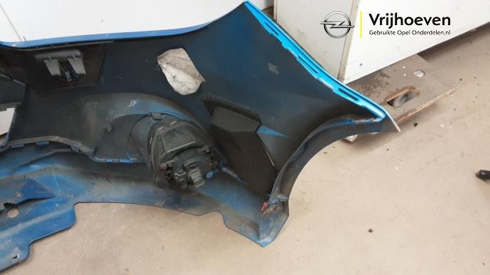 Voorbumper van een Opel Corsa D 1.6i OPC 16V Turbo 2008