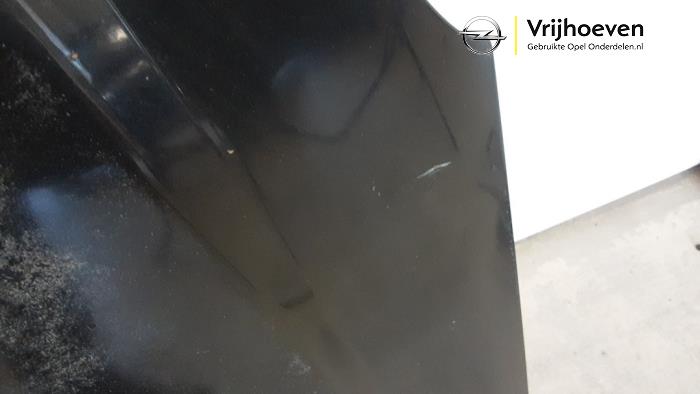 Motorhuv från en Opel Corsa D 1.4 16V Twinport 2008