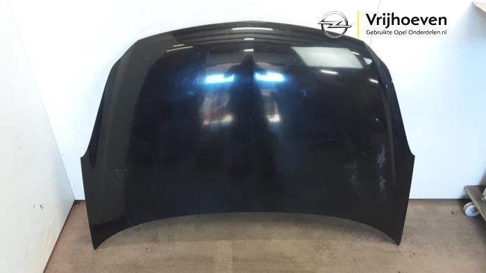 Motorhuv från en Opel Corsa D 1.4 16V Twinport 2008