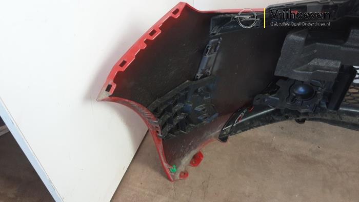 Voorbumper van een Opel Corsa F (UB/UH/UP) Electric, Corsa-e 50kWh 2024