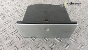 Begagnade Askkopp, fram Opel Meriva 1.6 Pris € 30,00 Marginaltabell erbjuds av Autodemontage Vrijhoeven B.V.