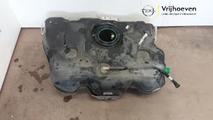 Gebruikte Brandstoftank Opel Insignia Sports Tourer 2.0 CDTI 16V Prijs € 200,00 Margeregeling aangeboden door Autodemontage Vrijhoeven B.V.