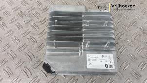 Gebruikte Radio module Opel Insignia Sports Tourer 2.0 CDTI 16V Prijs € 1.000,00 Margeregeling aangeboden door Autodemontage Vrijhoeven B.V.
