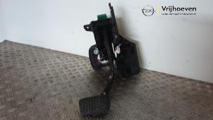 Gebruikte Rempedaal Opel Insignia Sports Tourer 2.0 CDTI 16V Prijs € 85,00 Margeregeling aangeboden door Autodemontage Vrijhoeven B.V.