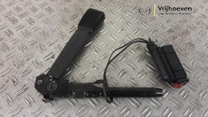 Begagnade Bältessträckare, vänster Opel Adam 1.2 16V Pris € 135,00 Marginaltabell erbjuds av Autodemontage Vrijhoeven B.V.