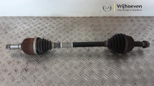 Gebruikte Aandrijfas links-voor Opel Grandland/Grandland X 1.5 CDTI Prijs € 150,00 Margeregeling aangeboden door Autodemontage Vrijhoeven B.V.