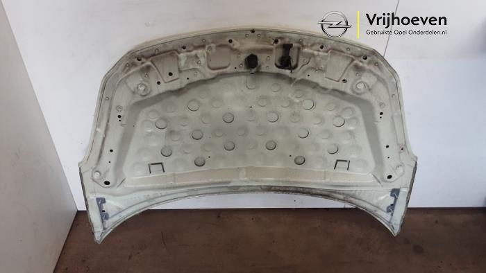 Motorhuv från en Opel Corsa D 1.4 16V Twinport 2011