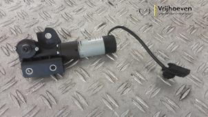 Gebruikte Cabriodak Motor Opel Astra H Twin Top (L67) 1.8 16V Prijs € 350,00 Margeregeling aangeboden door Autodemontage Vrijhoeven B.V.