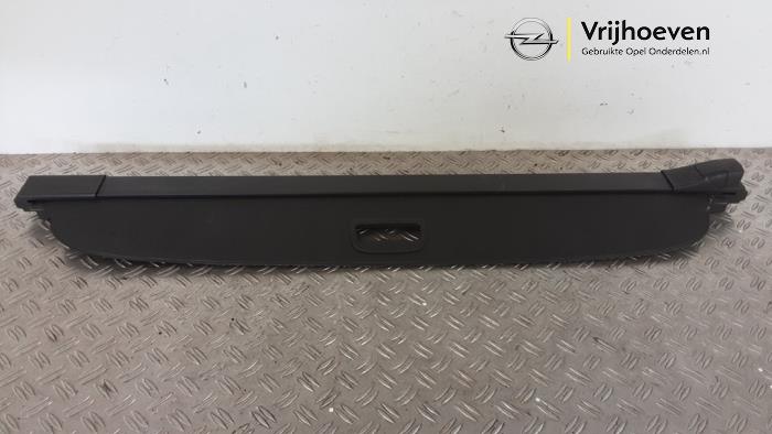 Dekzeil Bagageruimte van een Opel Astra J Sports Tourer (PD8/PE8/PF8) 1.6 Turbo 16V 2012