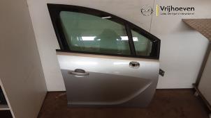Gebruikte Portier 4Deurs rechts-voor Opel Meriva 1.4 16V Ecotec Prijs € 200,00 Margeregeling aangeboden door Autodemontage Vrijhoeven B.V.