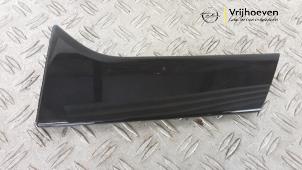 Gebruikte Sierlijst achterklep Opel Crossland (X) 1.2 Turbo 12V Prijs € 30,00 Margeregeling aangeboden door Autodemontage Vrijhoeven B.V.