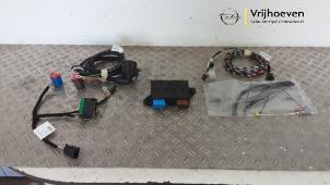 Nowe Zestaw przewodów haka holowniczego Peugeot 2008 (CU) 1.6 Blue HDi 100 Cena € 150,00 Z VAT oferowane przez Autodemontage Vrijhoeven B.V.