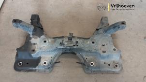 Gebruikte Subframe Opel Adam 1.0 Ecotec 12V SIDI Turbo Prijs € 100,00 Margeregeling aangeboden door Autodemontage Vrijhoeven B.V.