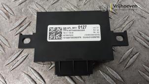 Gebruikte Verlichtings Module Opel Astra K Sports Tourer 1.2 Turbo 12V Prijs € 70,00 Margeregeling aangeboden door Autodemontage Vrijhoeven B.V.