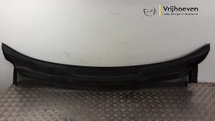 Gebruikte Paravent Opel Adam 1.0 Ecotec 12V SIDI Turbo Prijs € 20,00 Margeregeling aangeboden door Autodemontage Vrijhoeven B.V.