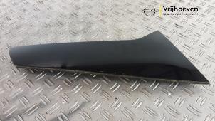 Gebruikte Sierlijst achterklep Opel Astra K Sports Tourer 1.5 CDTi 122 12V Prijs € 25,00 Margeregeling aangeboden door Autodemontage Vrijhoeven B.V.