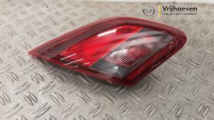 Gebruikte Achterlicht links Opel Corsa E 1.4 16V Prijs € 30,00 Margeregeling aangeboden door Autodemontage Vrijhoeven B.V.