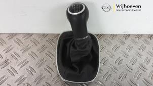 Gebruikte Pookknop Opel Corsa E 1.0 SIDI Turbo 12V Prijs € 100,00 Margeregeling aangeboden door Autodemontage Vrijhoeven B.V.