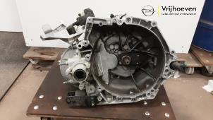 Gebruikte Versnellingsbak Opel Corsa F (UB/UH/UP) 1.2 Turbo 12V 100 Prijs € 1.000,00 Margeregeling aangeboden door Autodemontage Vrijhoeven B.V.