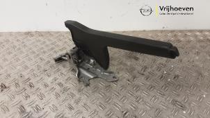 Używane Dzwignia hamulca postojowego Opel Corsa F (UB/UH/UP) 1.2 Turbo 12V 100 Cena € 35,01 Z VAT oferowane przez Autodemontage Vrijhoeven B.V.