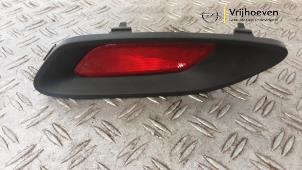 Gebruikte Bumper reflector rechts-achter Opel Corsa F (UB/UH/UP) 1.2 Turbo 12V 100 Prijs € 30,00 Inclusief btw aangeboden door Autodemontage Vrijhoeven B.V.