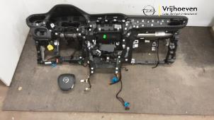Begagnade Airbag set + instrumentbräda Opel Corsa F (UB/UH/UP) 1.2 Turbo 12V 100 Pris € 1.100,00 Inklusive moms erbjuds av Autodemontage Vrijhoeven B.V.