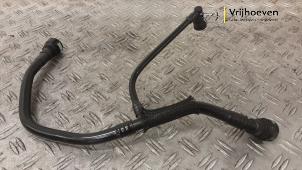 Gebruikte Carterventilatie Opel Astra K Sports Tourer 1.4 Turbo 16V Prijs € 35,00 Margeregeling aangeboden door Autodemontage Vrijhoeven B.V.