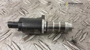 Gebruikte Nokkenas Verstelling Opel Crossland (X) 1.2 Turbo 12V Prijs € 20,00 Margeregeling aangeboden door Autodemontage Vrijhoeven B.V.