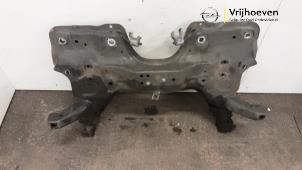 Gebruikte Subframe Opel Adam 1.0 Ecotec 12V SIDI Turbo Prijs € 100,00 Margeregeling aangeboden door Autodemontage Vrijhoeven B.V.