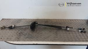 Gebruikte Schakelkabel Versnellingsbak Opel Insignia Grand Sport 1.5 Turbo 16V 140 Prijs € 50,00 Margeregeling aangeboden door Autodemontage Vrijhoeven B.V.