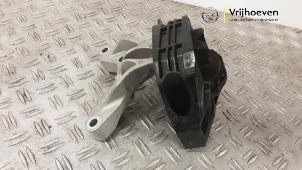 Gebruikte Motorrubber Opel Corsa F (UB/UH/UP) 1.2 Turbo 12V 100 Prijs € 35,00 Margeregeling aangeboden door Autodemontage Vrijhoeven B.V.