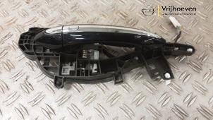 Gebruikte Deurgreep 4Deurs rechts-voor Opel Insignia Grand Sport 1.6 CDTI 16V 136 Prijs € 125,01 Inclusief btw aangeboden door Autodemontage Vrijhoeven B.V.