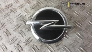 Begagnade Spak, baklucka Opel Insignia Grand Sport 1.6 CDTI 16V 136 Pris € 45,00 Inklusive moms erbjuds av Autodemontage Vrijhoeven B.V.