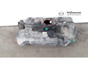 Gebruikte Tank Opel Astra K Sports Tourer 1.6 CDTI 110 16V Prijs € 140,00 Margeregeling aangeboden door Autodemontage Vrijhoeven B.V.