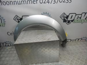 Begagnade Stripe, hjulhus Audi A2 (8Z0) 1.4 16V Pris på förfrågan erbjuds av DeVo Autoparts