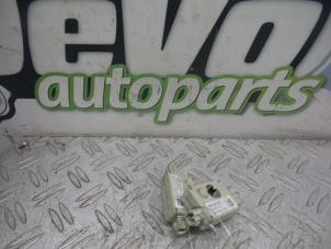 Gebruikte Antenne Versterker BMW 3 serie (E90) 320d 16V Prijs op aanvraag aangeboden door DeVo Autoparts