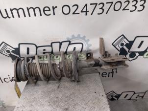 Gebruikte Schokdemper links-voor Mazda CX-5 II (KF) 2.0 SkyActiv-G 165 16V 2WD Prijs op aanvraag aangeboden door DeVo Autoparts