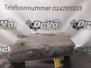 Gebruikte Modderkuip Mazda CX-5 II (KF) 2.0 SkyActiv-G 165 16V 2WD Prijs € 42,35 Inclusief btw aangeboden door DeVo Autoparts