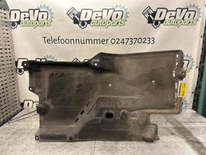 Gebruikte Beschermplaat bodem Mazda CX-5 II (KF) 2.0 SkyActiv-G 150 16V 2WD Prijs € 36,30 Inclusief btw aangeboden door DeVo Autoparts